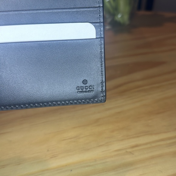 Authentic GUCCI Vintage Logo Mens Bi Fold Wallet Black NEW WITHOUT BOX - Picture 6 of 6